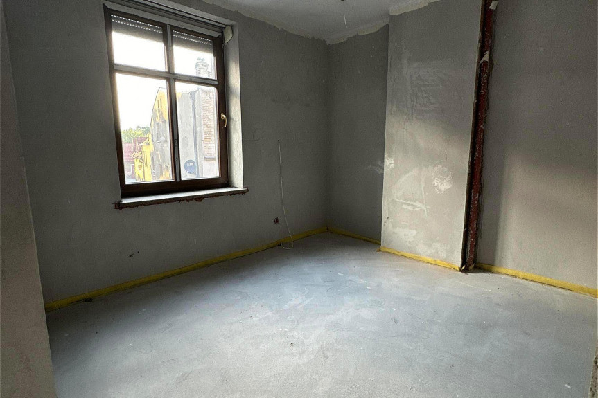 międzychodzki, Międzychód, al. J. Piłsudskiego, Nowa Kamienica w Centrum Międzychodu 958,70 m2 z dużym potencjałem .